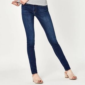 Mavi Women's Skinny Jeans - Dark Blue Size 27